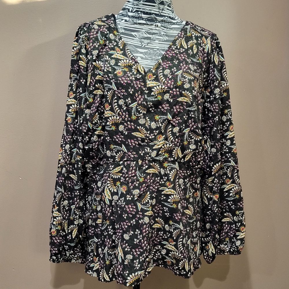 Lane Bryant Montana Fields Floral Metallic Vneck Babydoll Blouse New sz …